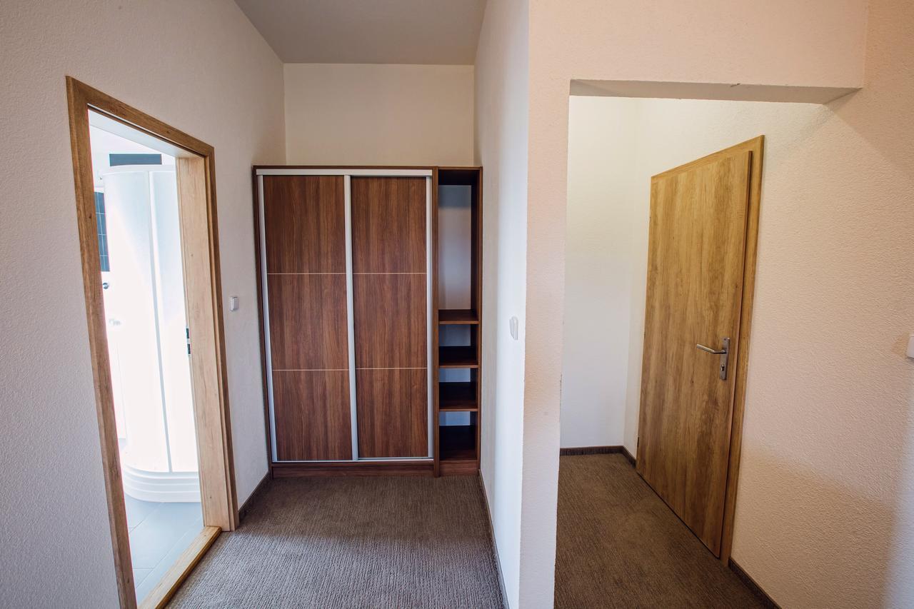 Hotel Na Sustne Krupá المظهر الخارجي الصورة